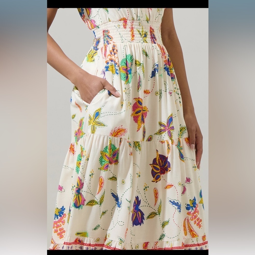 SugarLips Miraflor Rony Smocked Maxi Dress Ivory Multi - Picture 4 of 6